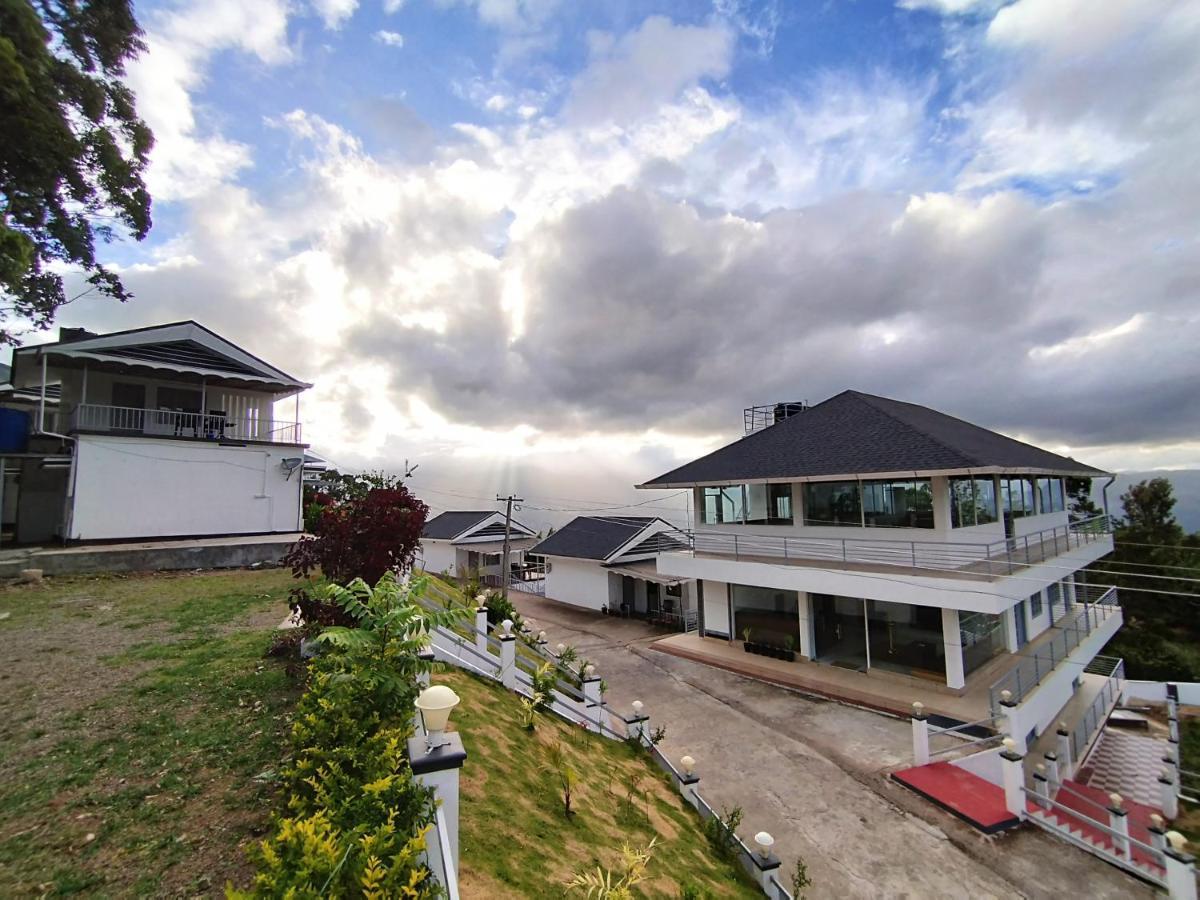 Firefly Resort Kanthalloor Esterno foto