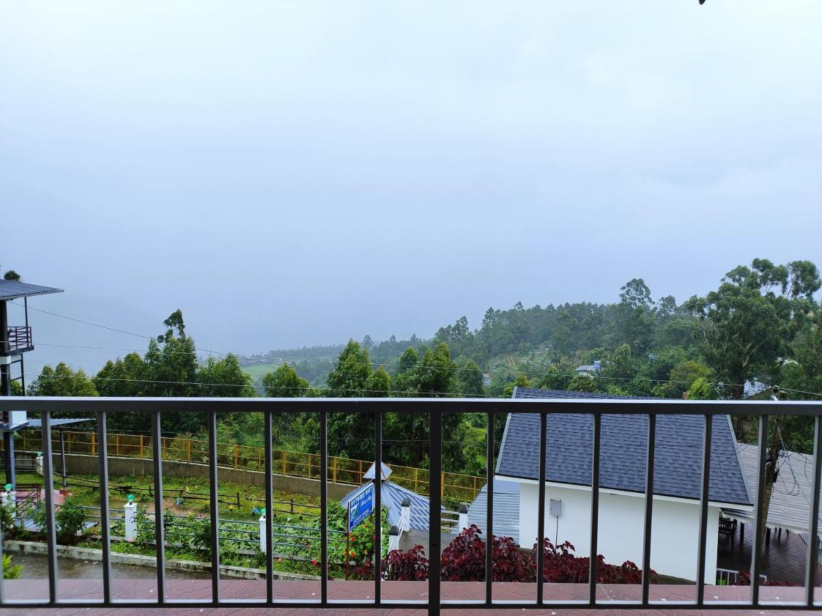 Firefly Resort Kanthalloor Esterno foto