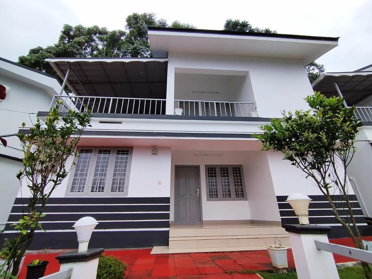 Firefly Resort Kanthalloor Esterno foto