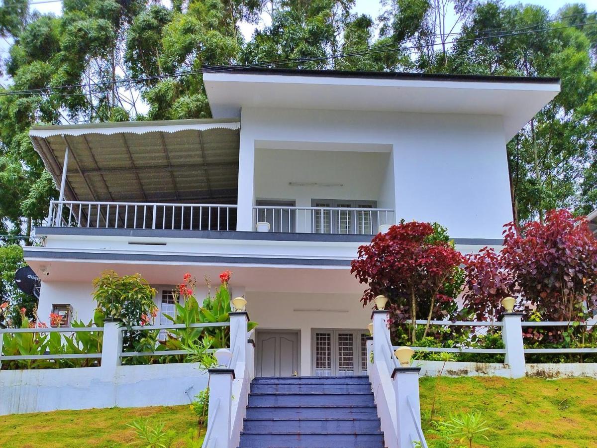 Firefly Resort Kanthalloor Esterno foto