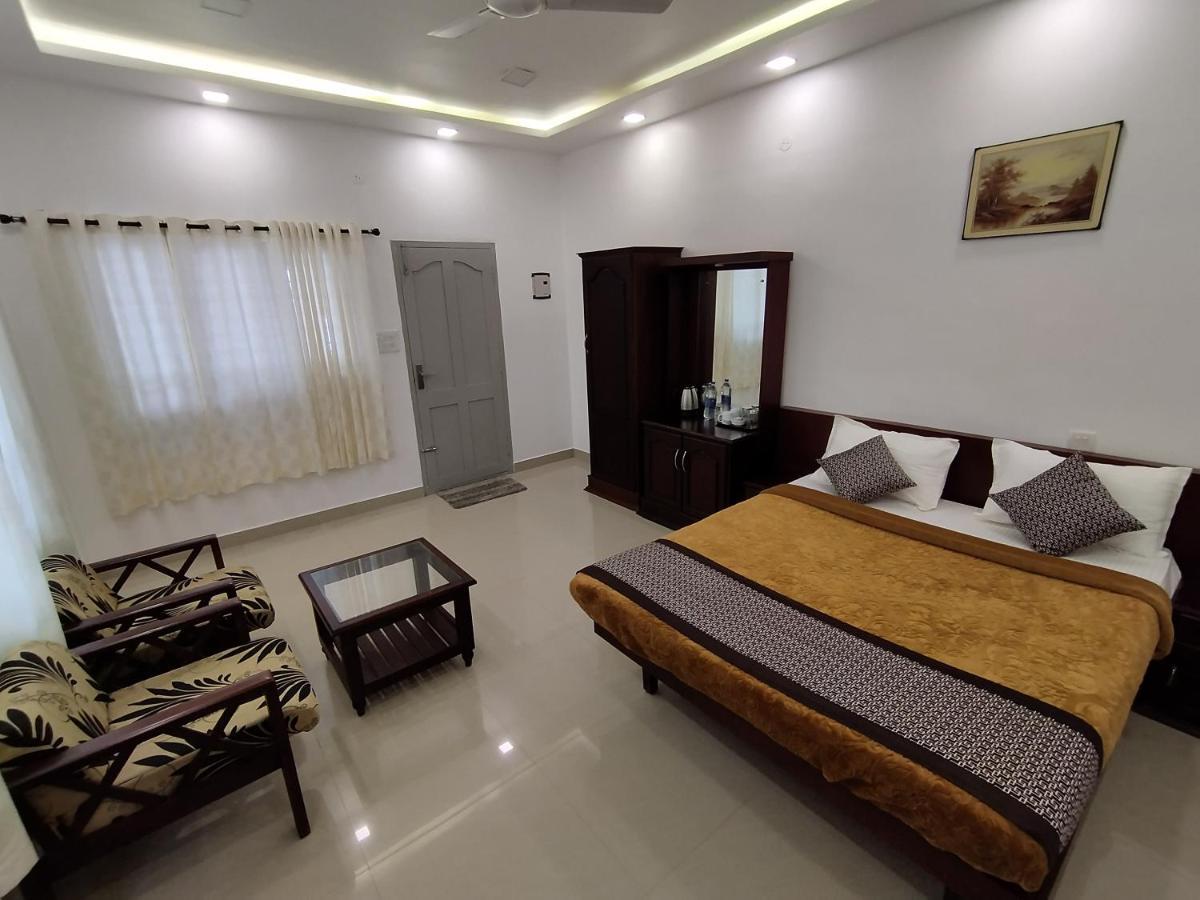 Firefly Resort Kanthalloor Esterno foto