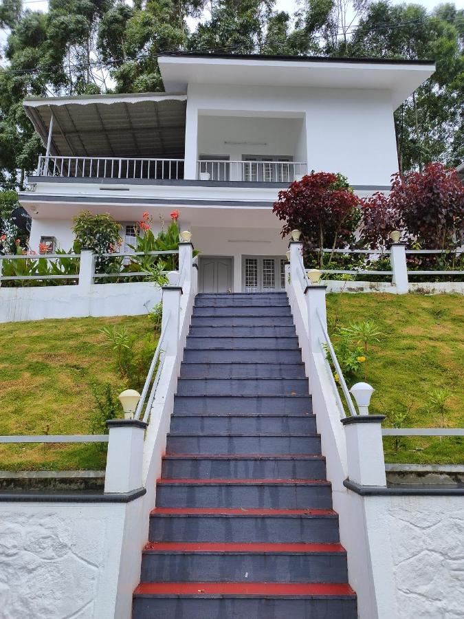 Firefly Resort Kanthalloor Esterno foto